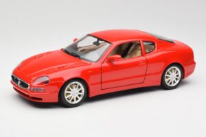 Maserati 3200 GT Röd Bburago 1:18 3341 Metall