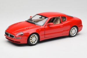 Maserati 3200 GT Rosso Mondiale Bburago 1:18 3341-M1 Metall