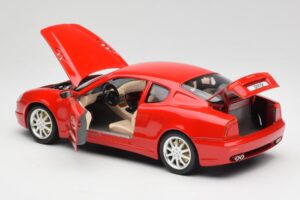 Maserati 3200 GT Rosso Mondiale Bburago 1:18 3341-M1 Metall — bild 5 av 8