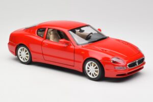 Maserati 3200 GT Röd Specialsamling Bburago 1:18 30071 Metall — bild 6 av 8
