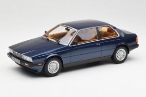 Maserati Biturbo Coupe Mörkblå Metallic Minichamps 1:18 107123500 Metall