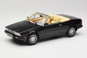 Maserati BiTurbo Spyder Svart Minichamps 1:18 107123531 Resin