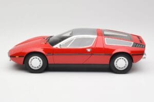 Maserati Bora Röd & Silver Minichamps 1:18 107123721 Resin — bild 3 av 6