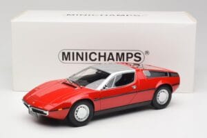 Maserati Bora Röd & Silver Minichamps 1:18 107123721 Resin — bild 6 av 6