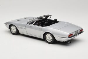 Maserati Ghibli Spyder Silver Minichamps 1:18 100122330 Metall — bild 6 av 7