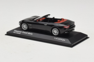 Maserati GranCabrio Svart Metallic Minichamps 1:43 400123930 Metall — bild 3 av 5