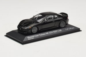 Maserati GranTurismo MC GT4 Svart Minichamps 1:43 400101202 Metall — bild 2 av 4