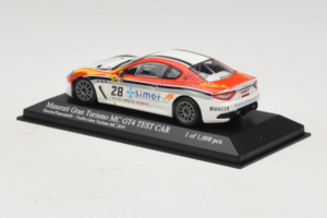 Maserati GranTurismo MC GT4 #28 Smurra / Piancastelli Maserati MC 2010 Minichamps 1:43 400101228 Metall — bild 3 av 5