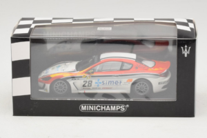 Maserati GranTurismo MC GT4 #28 Smurra / Piancastelli Maserati MC 2010 Minichamps 1:43 400101228 Metall — bild 5 av 5