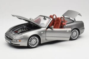 Maserati 4200 GT Spyder Grå Bburago 1:18 18-12019 Metall — bild 2 av 8