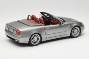 Maserati 4200 GT Spyder Grå Bburago 1:18 18-12019 Metall — bild 3 av 8