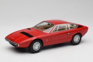 Maserati Khamsin Röd Minichamps 1:18 107123821 Resin