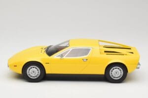 Maserati Merak Gul Minichamps 1:18 107123760 Resin — bild 3 av 6