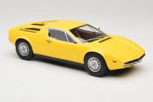 Maserati Merak Gul Minichamps 1:18 107123760 Resin — bild 4 av 6
