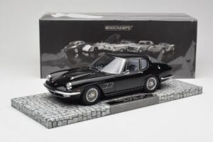 Maserati Mistral Svart Minichamps 1:18 107123421 Resin — bild 6 av 6
