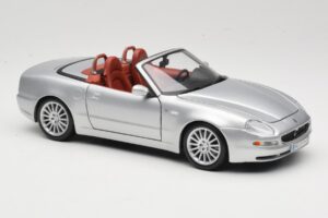 Maserati Spyder Silver Maisto 1:18 31667 Metall — bild 6 av 8