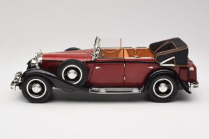 Maybach DS8 Zeppelin Röd Anson 1:18 30413 Metall — bild 4 av 8