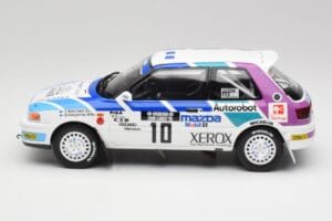 Mazda 323 GTX #10 T. Makinen / S. Harjanne 1000 Lakes Rally 1991 Otto 1:18 OT1099 Resin — bild 3 av 6