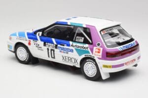 Mazda 323 GTX #10 T. Makinen / S. Harjanne 1000 Lakes Rally 1991 Otto 1:18 OT1099 Resin — bild 5 av 6