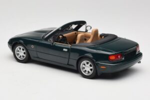Mazda MX-5 NA Emerald Green Gate 1:18 01017 Metall — bild 7 av 8