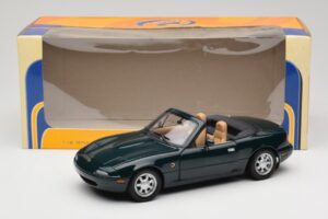Mazda MX-5 NA Emerald Green Gate 1:18 01017 Metall — bild 8 av 8