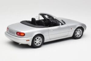 Mazda MX-5 Miata NA Highlight Silver Gate 1:18 1015 Metall — bild 3 av 8