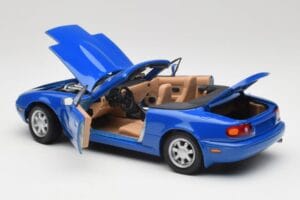Mazda MX-5 NA Twilight Blå Mica Gate 1:18 1013 Metall — bild 5 av 8