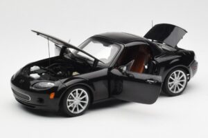 Mazda MX-5 NC Roadster Retractable Hardtop US Spec Svart AUTOart 1:18 75971 Metall — bild 4 av 10