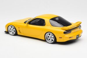 Mazda RX-7 FD Type R Bathurst R Gul Otto 1:18 OT397 Resin — bild 5 av 6