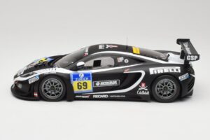 McLaren 12C GT3 Dorr Motorsport #69 C. Adams / M. Klasen 24 Hours Nurburgring 2013 Minichamps 1:18 151131369 Metall — bild 3 av 6