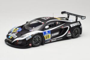McLaren 12C GT3 Dorr Motorsport #69 C. Adams / M. Klasen 24 Hours Nurburgring 2013 Minichamps 1:18 151131369 Metall