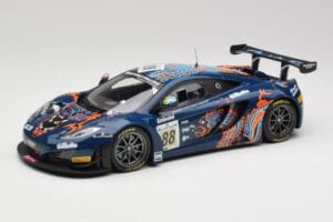 McLaren 12C GT3 #88 Von Ryan Racing A. Barff / T. Goodwin / B. Senna Spa 24 Hours 2013 Minichamps 1:18 151131388 Metall