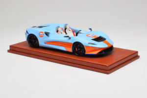 McLaren Elva Gulf Livery AB Models 1:18 REMC023 Resin — bild 4 av 7