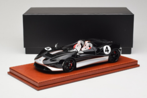 McLaren Elva Svart Silver AB Models 1:18 REMC022 Resin — bild 7 av 7