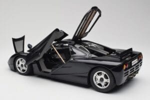 McLaren F1 Blue Metallic Minichamps 1:12 530133130 Metall — bild 5 av 8