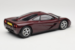 McLaren F1 Burgundy Red GT Spirit 1:18 GT534 Resin — bild 2 av 6