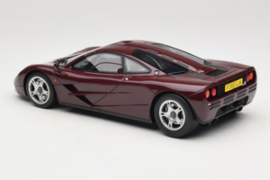 McLaren F1 Burgundy Red GT Spirit 1:18 GT534 Resin — bild 5 av 6