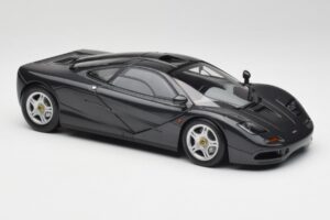 McLaren F1 Carbon Svart Metallic Minichamps 1:18 530133420 Metall — bild 6 av 8