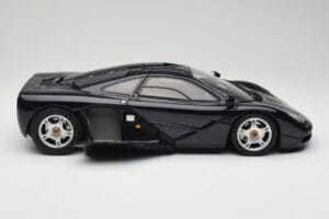 McLaren F1 Dark Blue Metallic Minichamps 1:12 530133128 Metall — bild 4 av 9