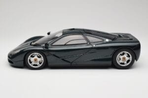 McLaren F1 Dark Green Metallic Minichamps 1:12 530133127 Metall — bild 5 av 9