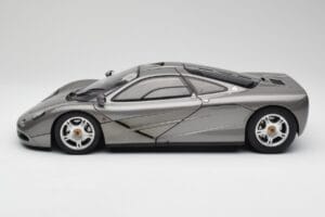 McLaren F1 Dark Silver Minichamps 1:12 530133124 Metall — bild 4 av 8