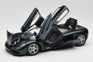 McLaren F1 Grön LCD 1:18 LCD18014-GR Metall — bild 2 av 8