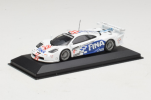 McLaren F1 GTR #9 Fina P. Kox / R. Ravaglia / A. Montermini 24 Hours of Le Mans 1997 Minichamps 1:43 MCLAREN002 Metall — bild 2 av 5