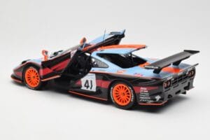 McLaren F1 GTR #41 P-H. Raphanel / C. Gounon / A. Olofsson 24 Hours of Le Mans 1997 UT Models 1:18 39727 Metall — bild 5 av 8