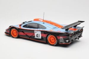 McLaren F1 GTR #41 P-H. Raphanel / C. Gounon / A. Olofsson 24 Hours of Le Mans 1997 UT Models 1:18 39727 Metall — bild 7 av 8
