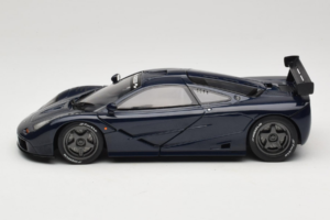 McLaren F1 GTR Le Mans Edition Lila UT Models 1:18 MCLAREN001 Metall — bild 4 av 8
