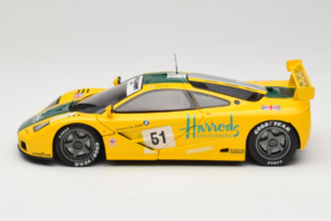 McLaren F1 GTR #51 Mach One Racing Le Mans 1995 UT Models 1:18 530151851 Metall — bild 4 av 8