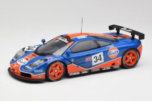 McLaren F1 GTR #34 Gulf Racing 1996 UT Models 1:18 39621 Metall