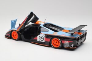 McLaren F1 GTR #39 R. Bellm / A. Gilbert-Scott 24 Hours of Le Mans 1997 Minichamps 1:18 530133739 Metall — bild 5 av 8