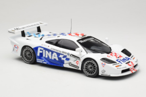 McLaren F1 GTR #9 P. Kox / R. Ravaglia FIA GT Championship 1997 UT Models 1:18 39711 Metall — bild 6 av 8